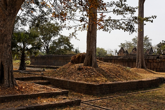 12-Prasat Muang Tam-003
